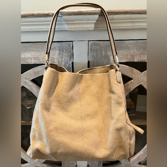 Coach Handbags - Coach Pebbled Tan Leather Madison Phoebe 3 Compartment Bag Like New Cond…